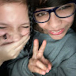 Meet your Posher, Almira